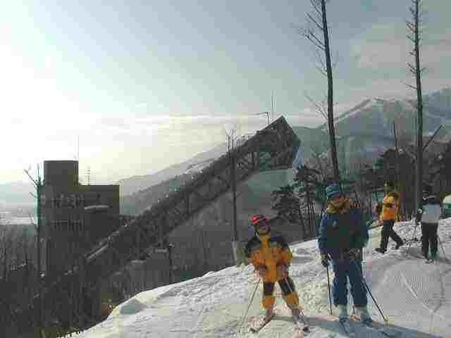 �W�����v��