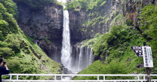 華厳の滝